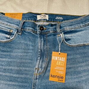 Kensie Men's Vintage Luxe Light Blue Skinny Jeans
